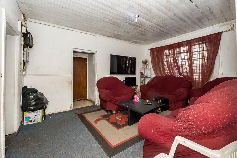 4 Bedroom Property for Sale in Lansdowne Western Cape